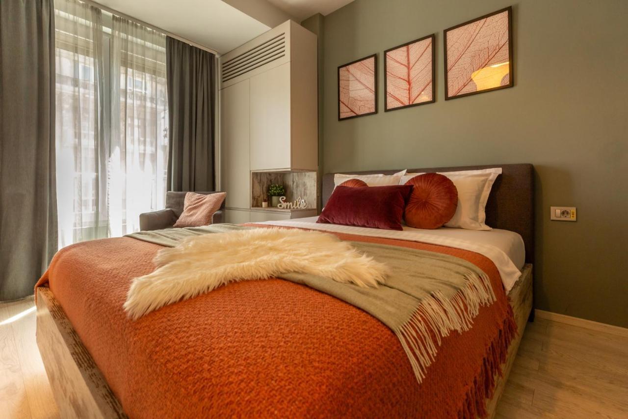 Modern 1Br Apt In The Old Town: The Perfect Choice ブカレスト エクステリア 写真
