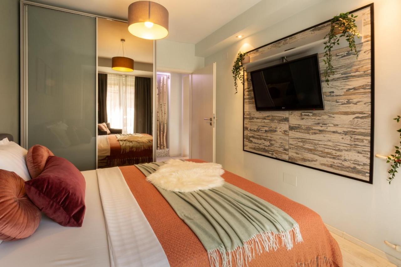 Modern 1Br Apt In The Old Town: The Perfect Choice ブカレスト エクステリア 写真