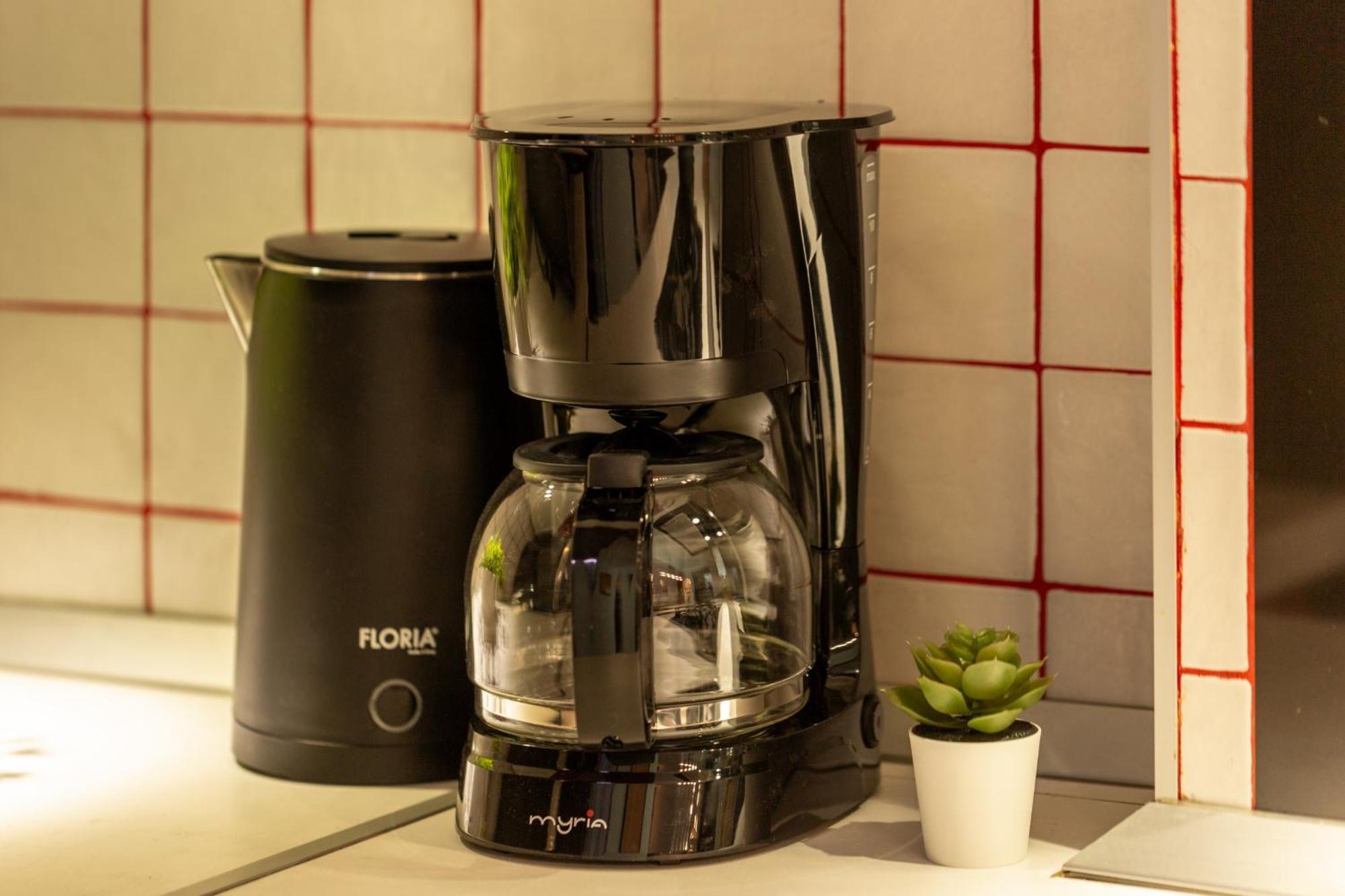 Modern 1Br Apt In The Old Town: The Perfect Choice ブカレスト エクステリア 写真