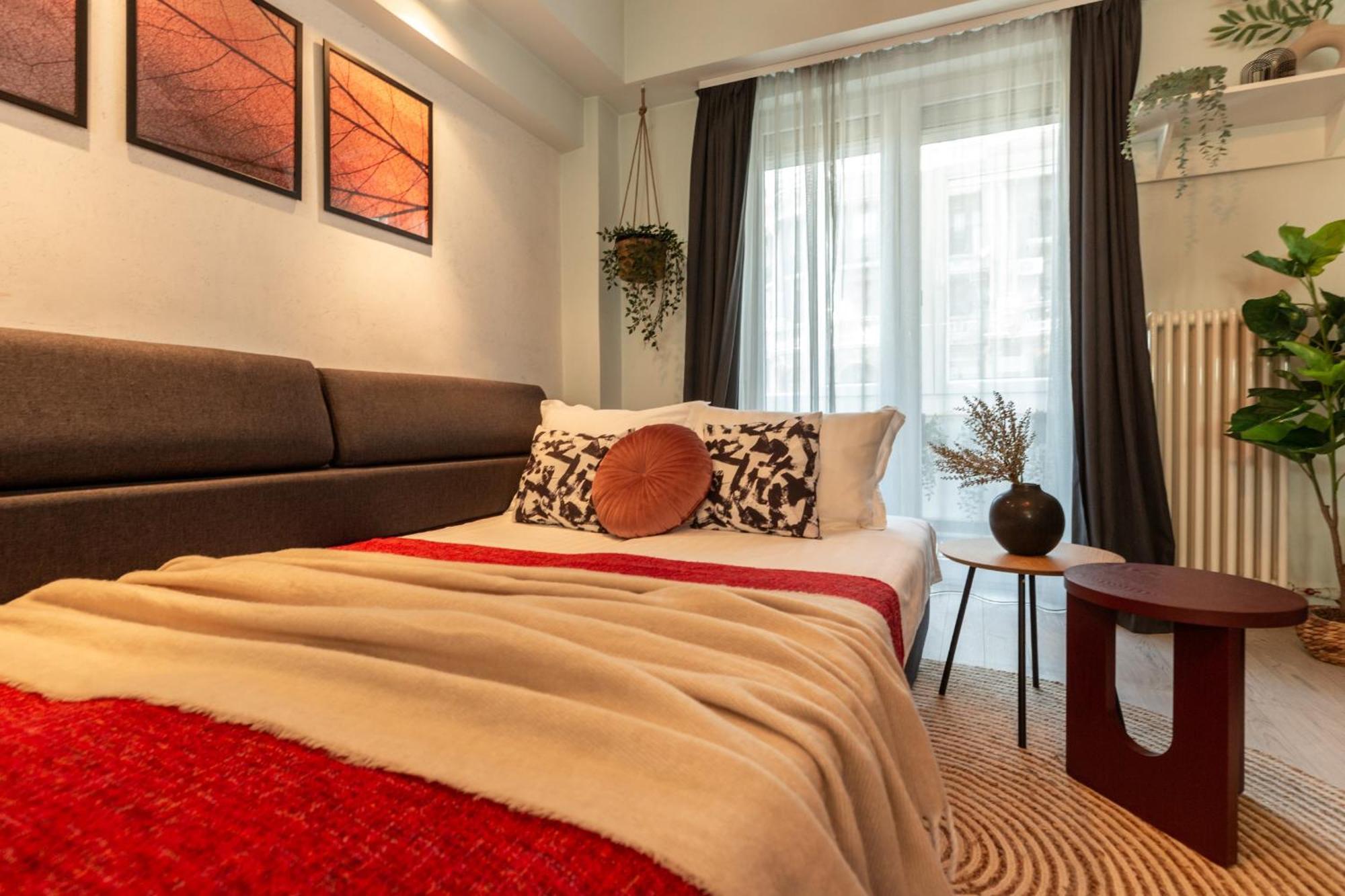 Modern 1Br Apt In The Old Town: The Perfect Choice ブカレスト エクステリア 写真