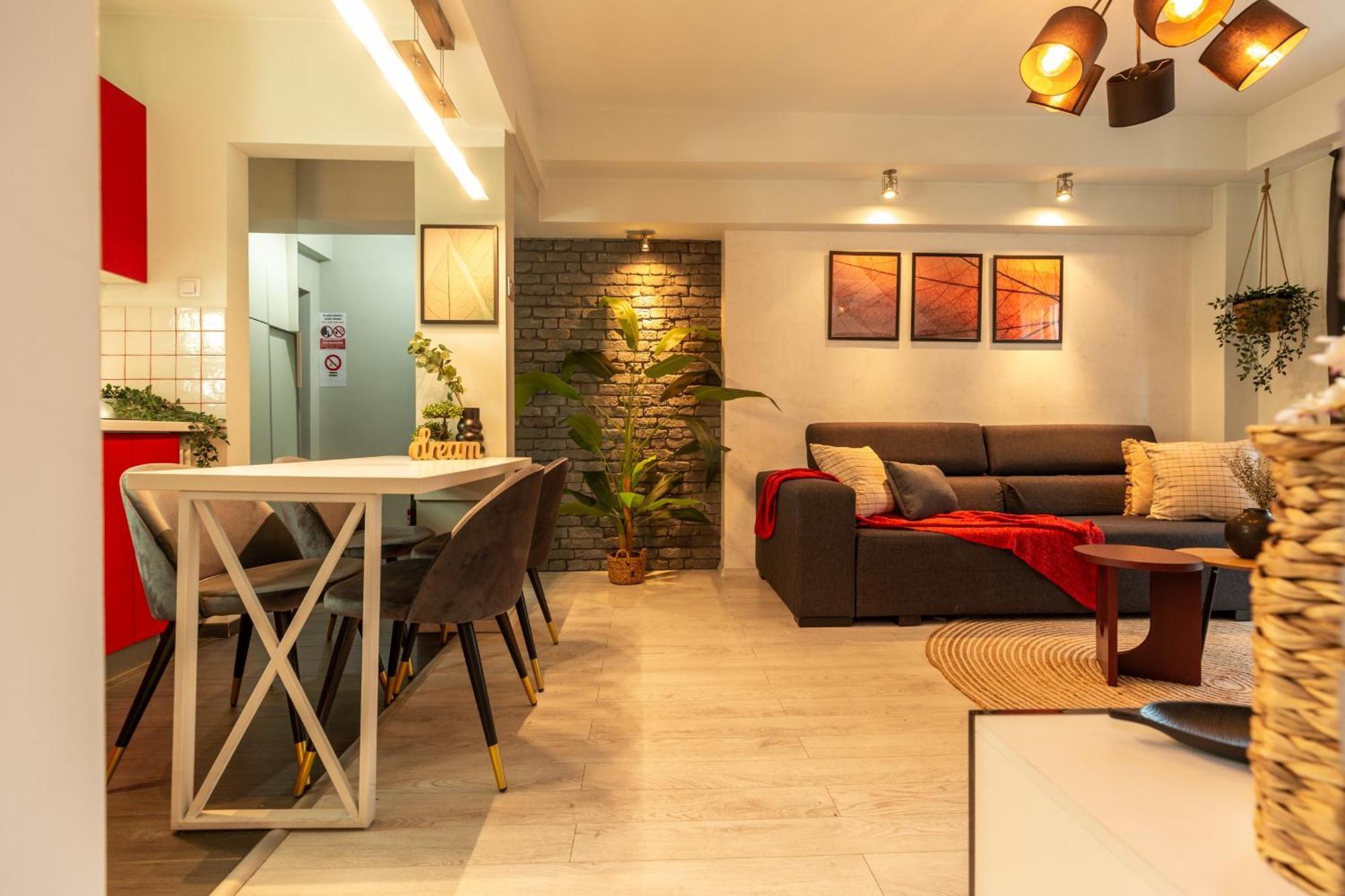 Modern 1Br Apt In The Old Town: The Perfect Choice ブカレスト エクステリア 写真