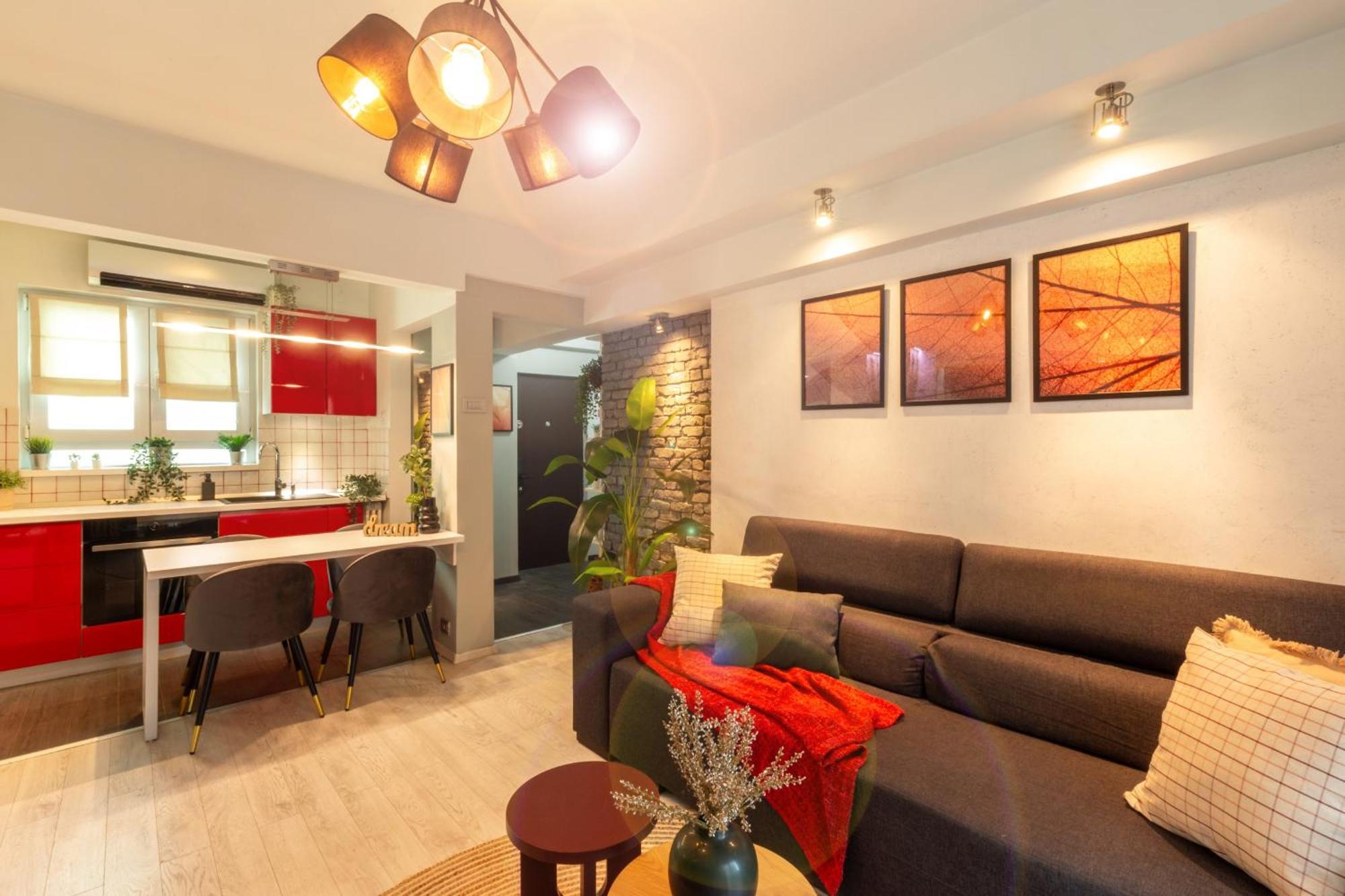 Modern 1Br Apt In The Old Town: The Perfect Choice ブカレスト エクステリア 写真