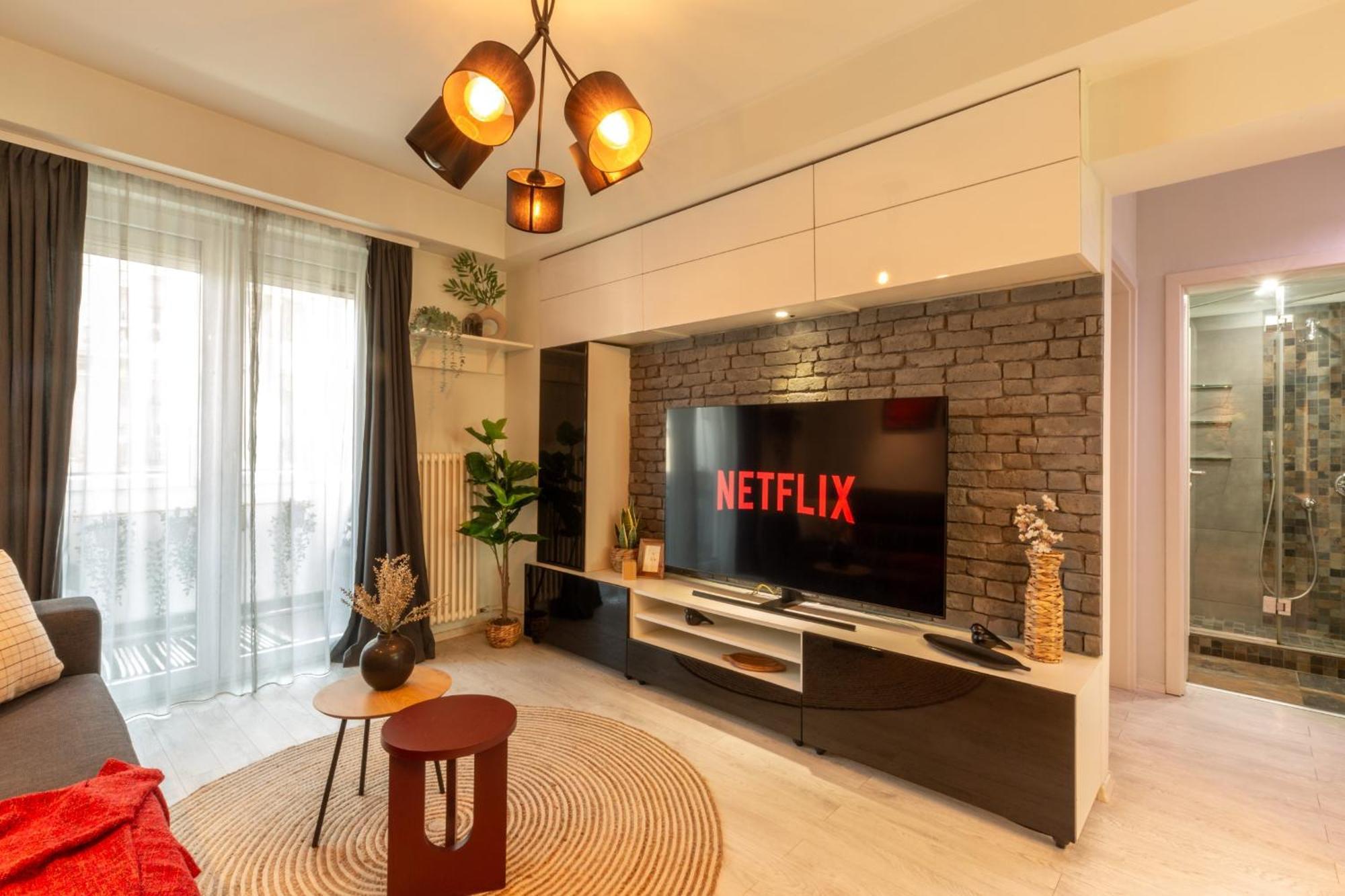 Modern 1Br Apt In The Old Town: The Perfect Choice ブカレスト エクステリア 写真